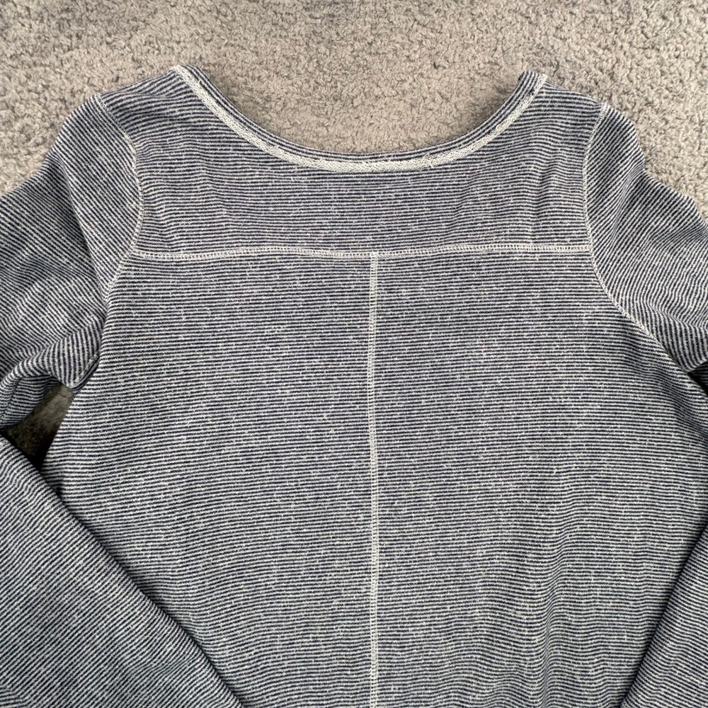 Free‎ People Blue White Striped Lace Up Long Sleeve Top Raw Hem Large OB522543 - Picture 8 of 9
